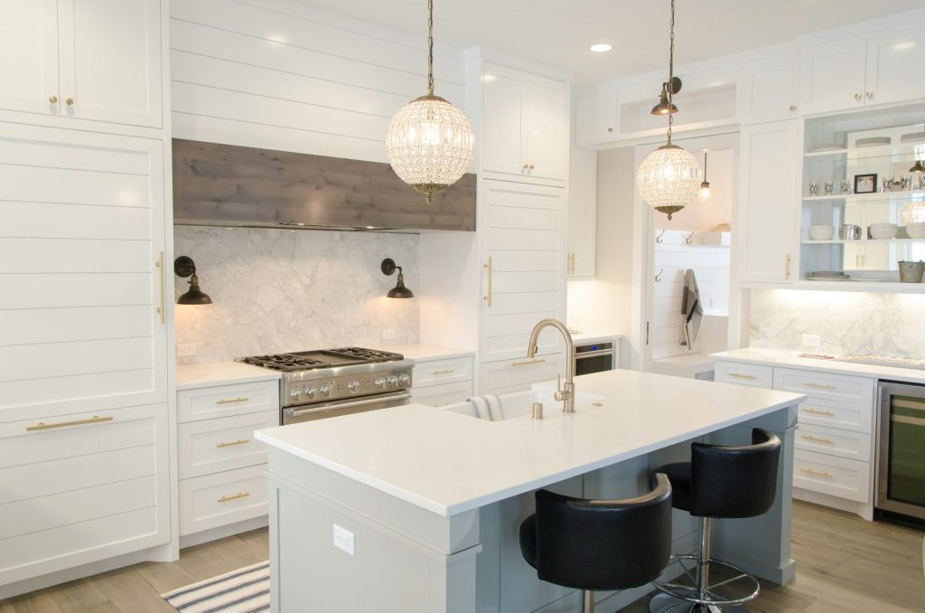 Cocina blanca y moderna